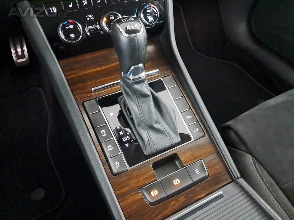 Foto inzerátu Skoda Superb 2.0 TDI