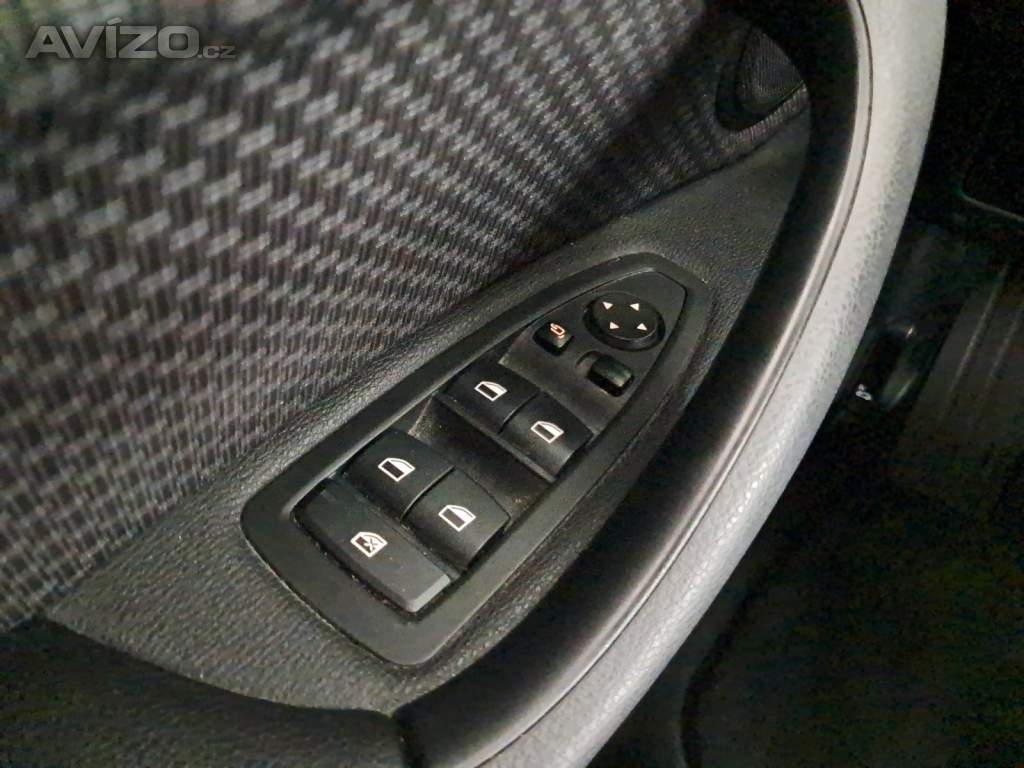 Foto inzerátu BMW X1 sDrive16d