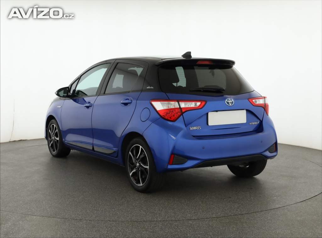 Foto inzerátu Toyota Yaris 1.5 Hybrid