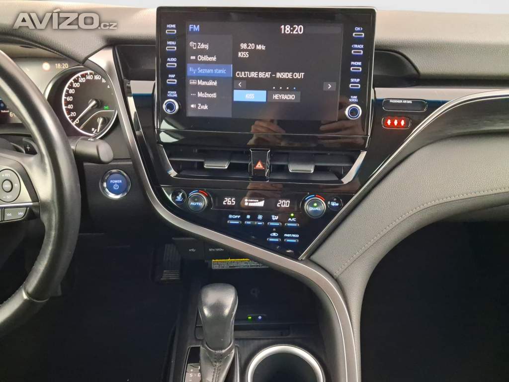 Foto inzerátu Toyota Camry 2.5 Hybrid