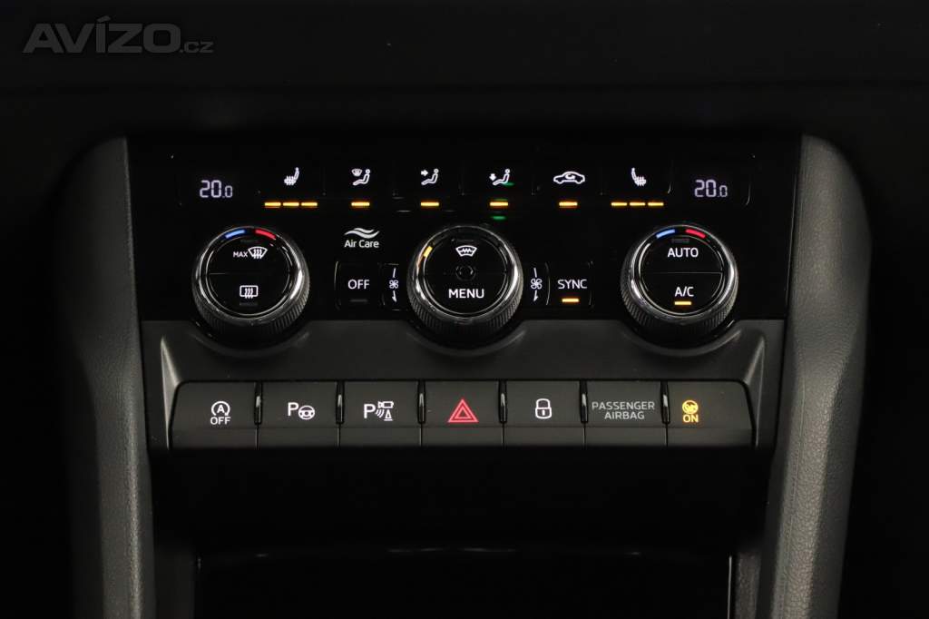 Foto inzerátu Skoda Karoq 1.5 TSI