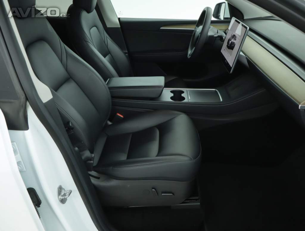 Foto inzerátu Tesla Model Y Long Range AWD 79kWh