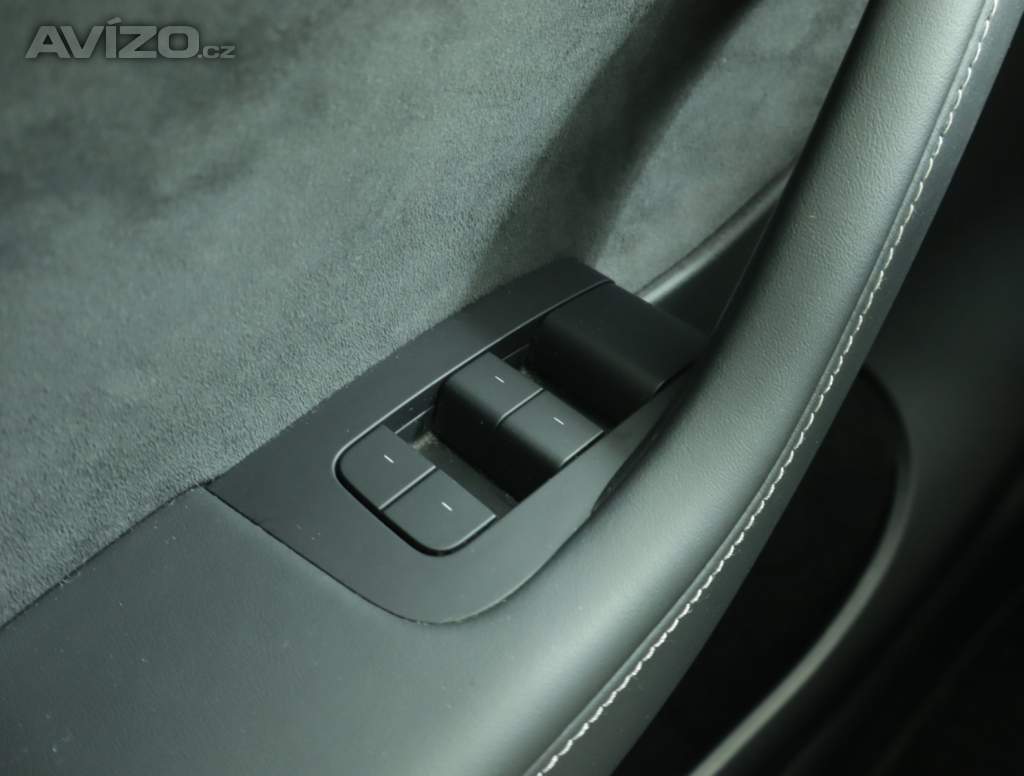 Foto inzerátu Tesla Model Y Long Range AWD 79kWh