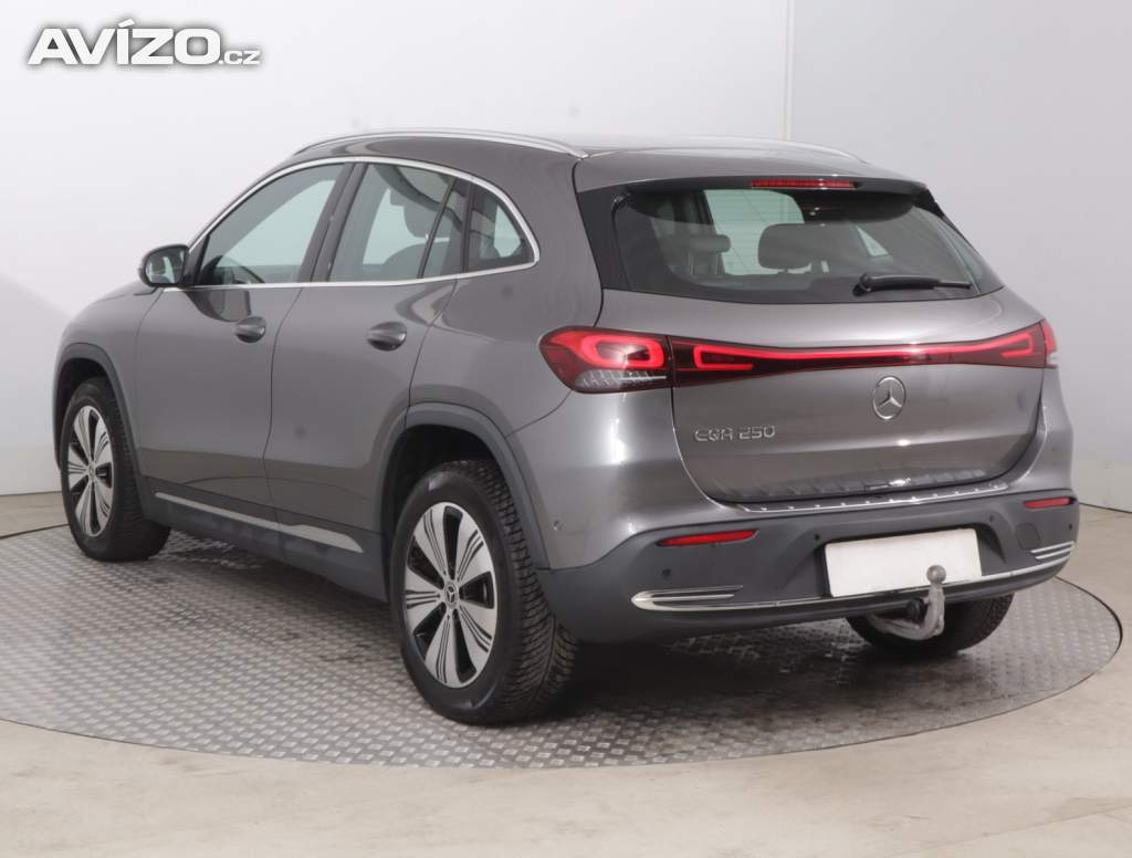 Foto inzerátu Mercedes EQA EQA 250