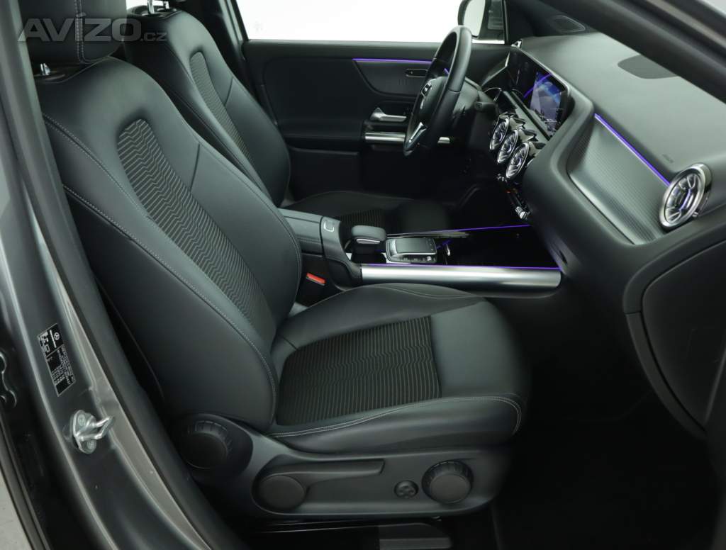 Foto inzerátu Mercedes EQA EQA 250