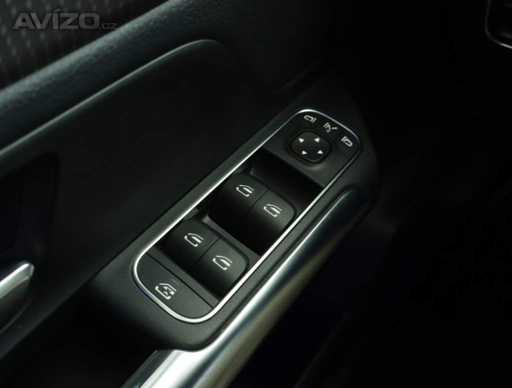 Foto inzerátu Mercedes EQA EQA 250