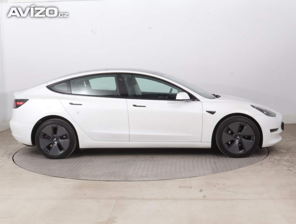 Foto inzerátu Tesla Model 3 Standard Range LFP