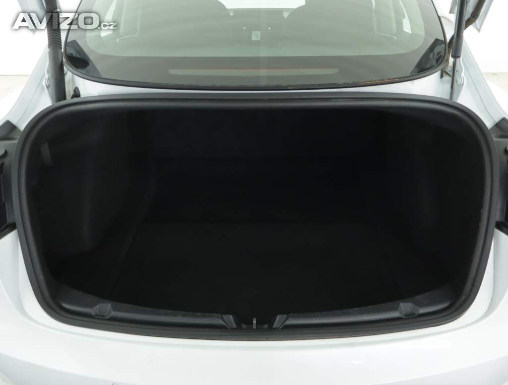 Foto inzerátu Tesla Model 3 Standard Range LFP
