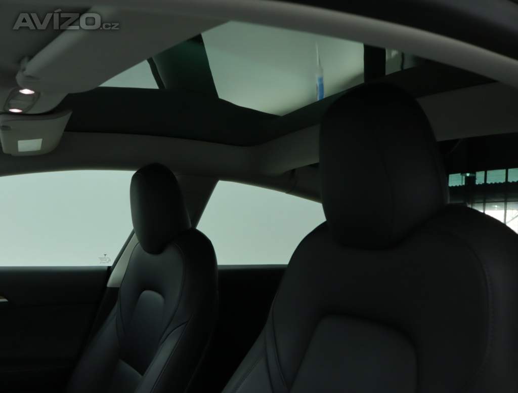 Foto inzerátu Tesla Model 3 Standard Range LFP