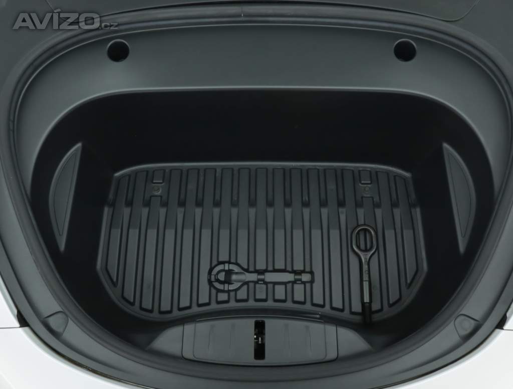 Foto inzerátu Tesla Model 3 Standard Range LFP