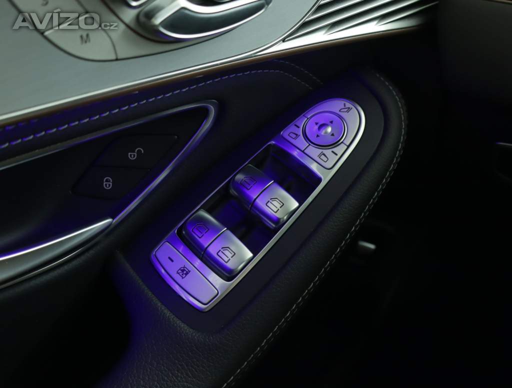 Foto inzerátu Mercedes EQC EQC 400 4MATIC