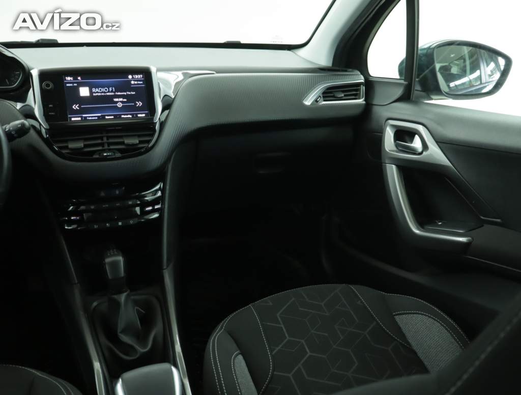 Foto inzerátu Peugeot 2008 1.2 PureTech