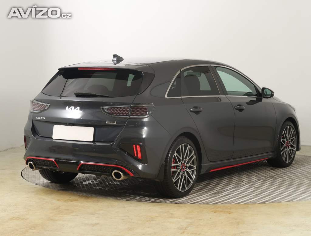Foto inzerátu Kia Ceed 1.6 T-GDI GT