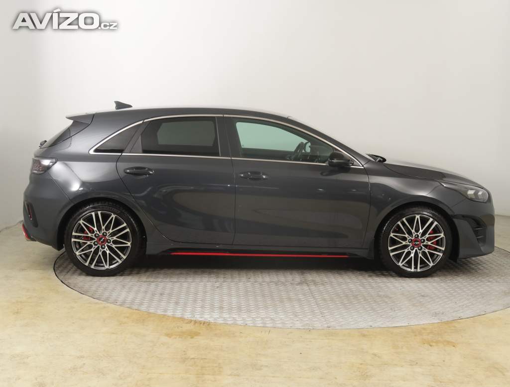 Foto inzerátu Kia Ceed 1.6 T-GDI GT