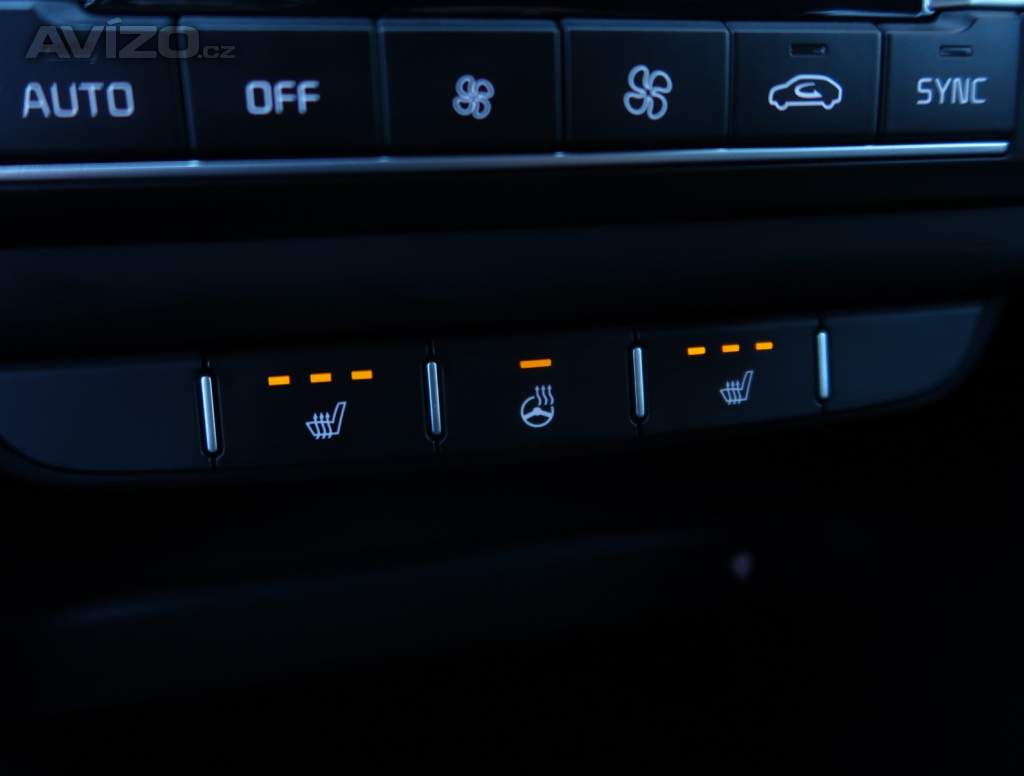 Foto inzerátu Kia Ceed 1.6 T-GDI GT