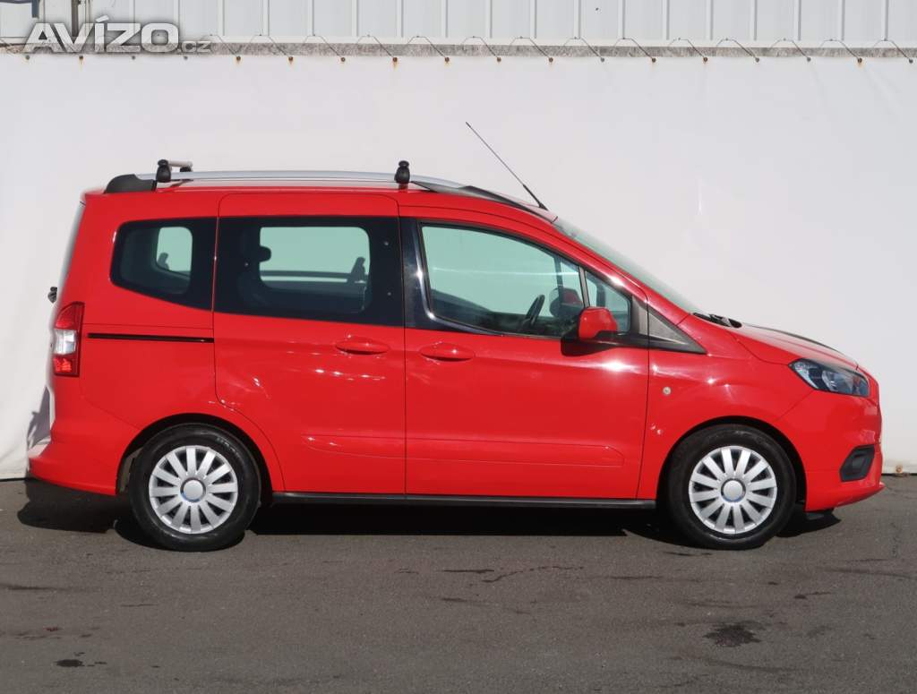 Foto inzerátu Ford Tourneo Courier 1.0 EcoBoost