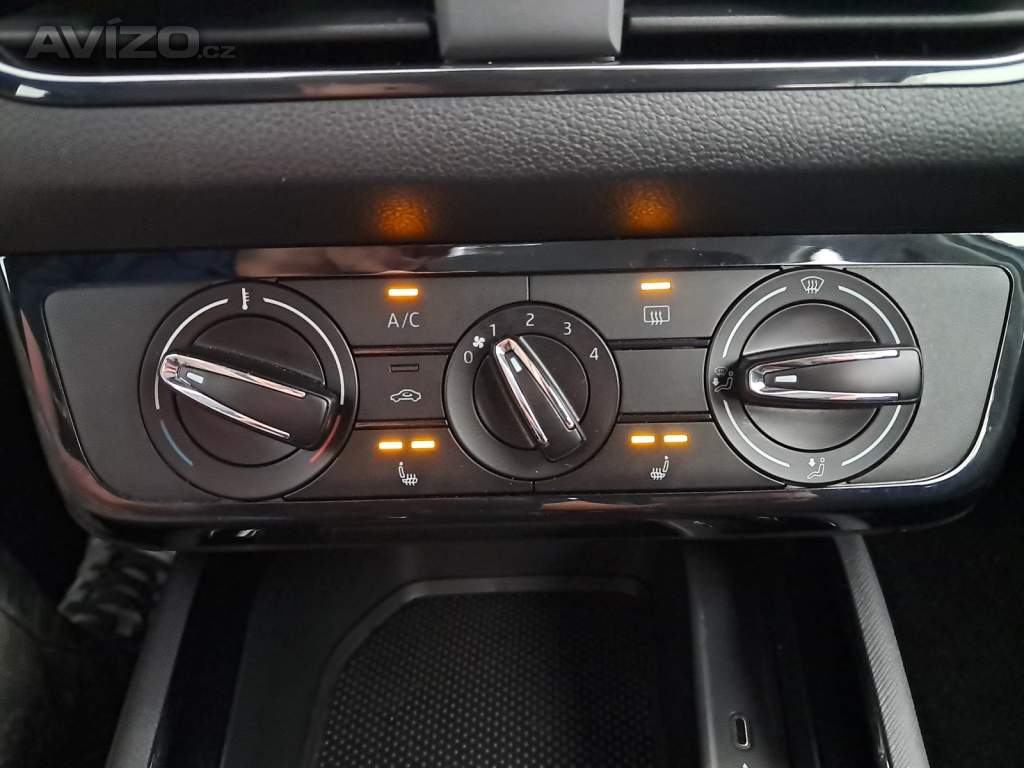 Foto inzerátu Skoda Scala 1.0 TSI