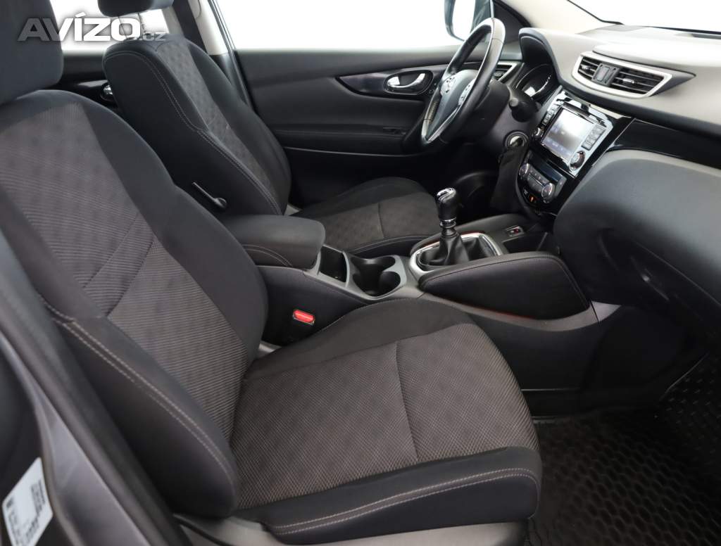 Foto inzerátu Nissan Qashqai 1.2 DIG-T
