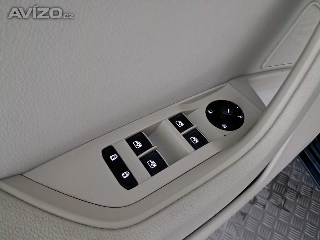 Foto inzerátu Skoda Superb 2.0 TDI