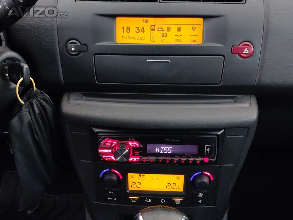 Foto inzerátu Citroen C4 1.6 16V