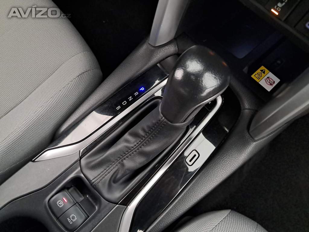 Foto inzerátu Toyota Corolla Cross 1.8 Hybrid