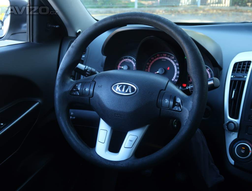 Foto inzerátu Kia Ceed 1.4 CVVT