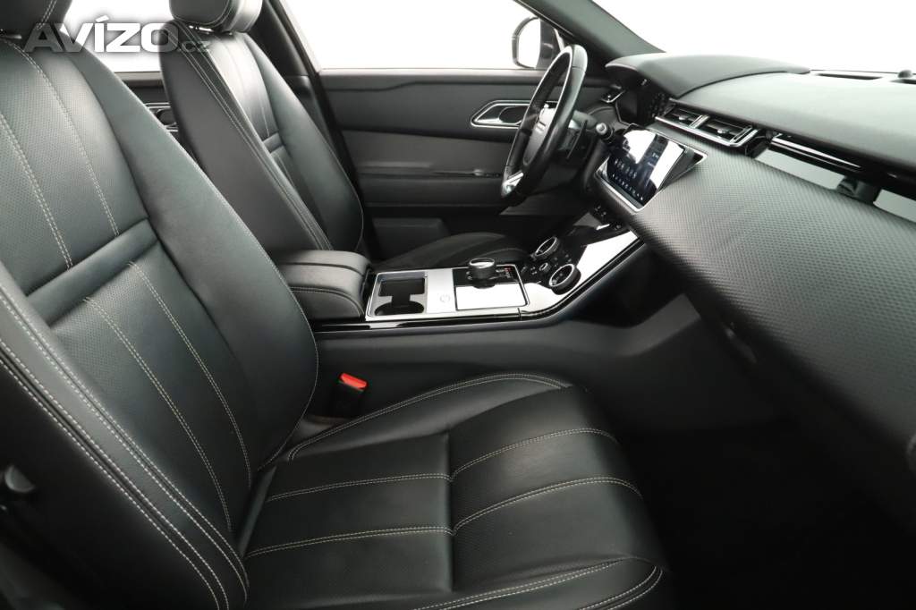 Foto inzerátu Land Rover Range Rover Velar D240