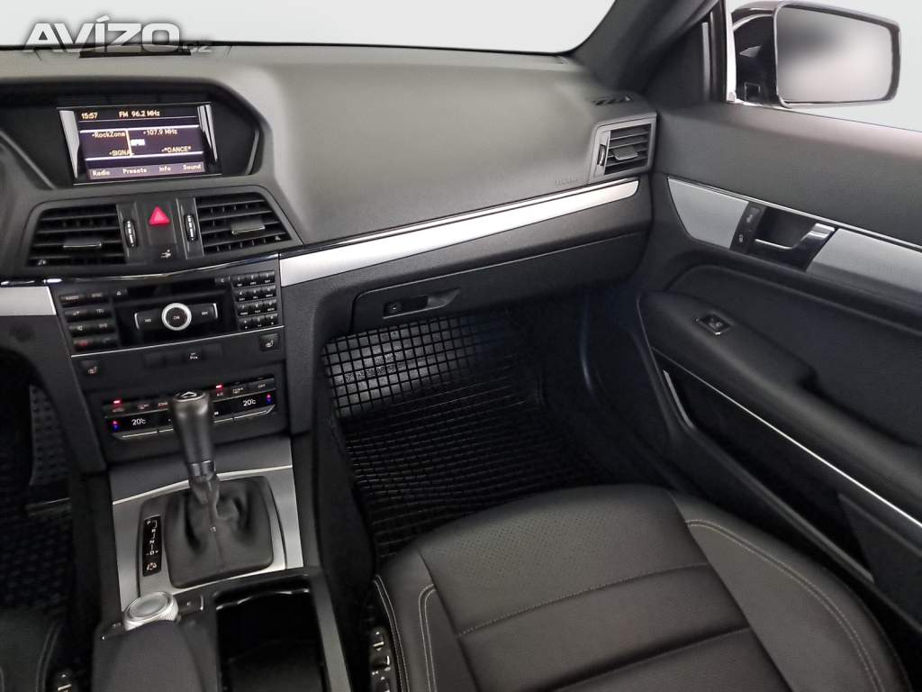 Foto inzerátu Mercedes E E 300 CDI