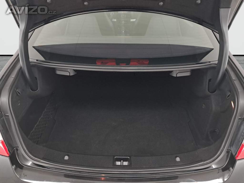 Foto inzerátu Mercedes E E 300 CDI