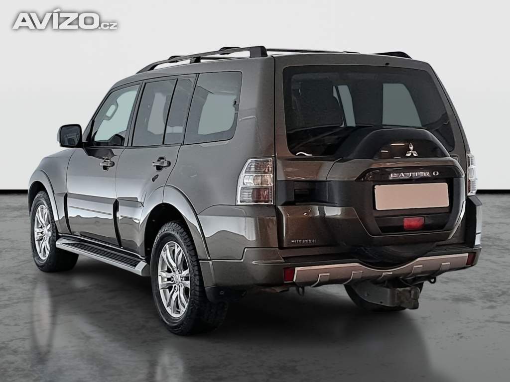 Foto inzerátu Mitsubishi Pajero 3.2 DI-D