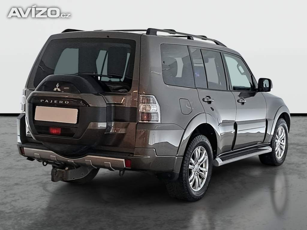 Foto inzerátu Mitsubishi Pajero 3.2 DI-D
