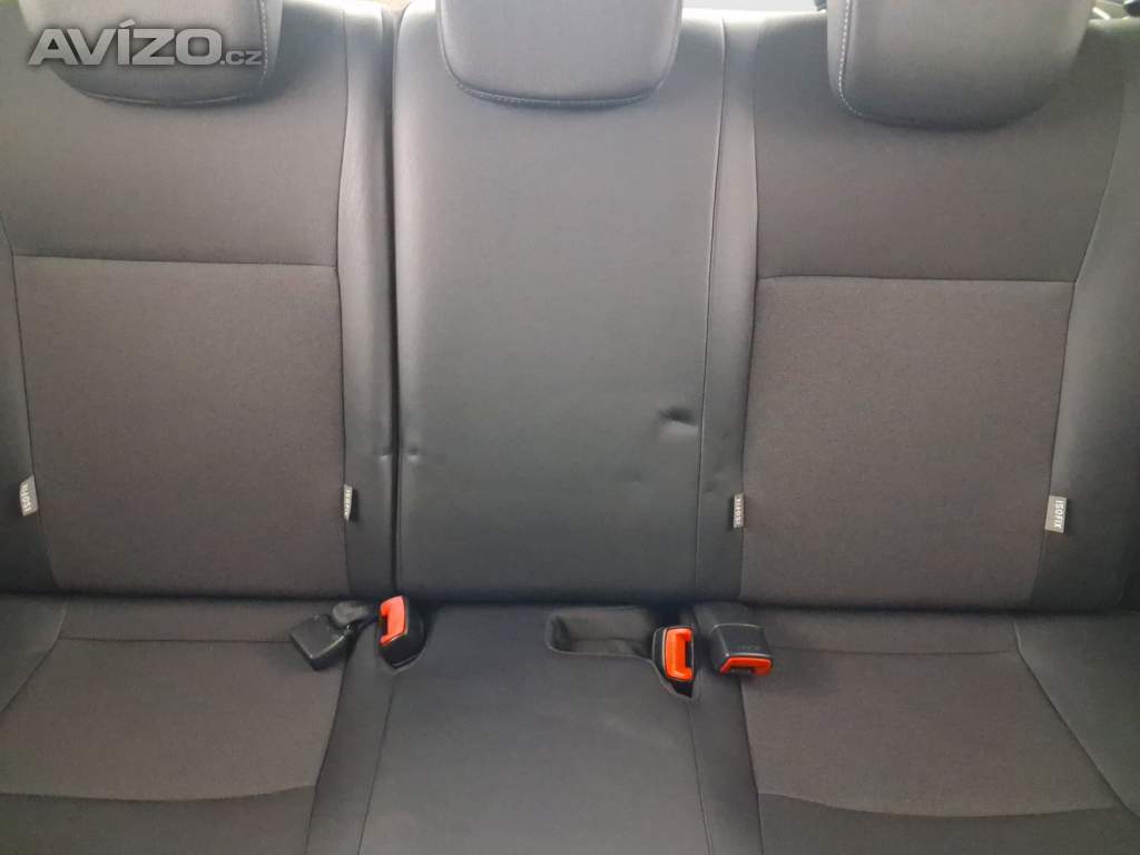 Foto inzerátu Toyota Yaris 1.5 Hybrid