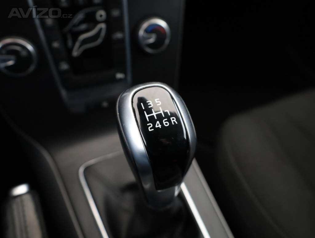 Foto inzerátu Volvo V40 2.0 D2
