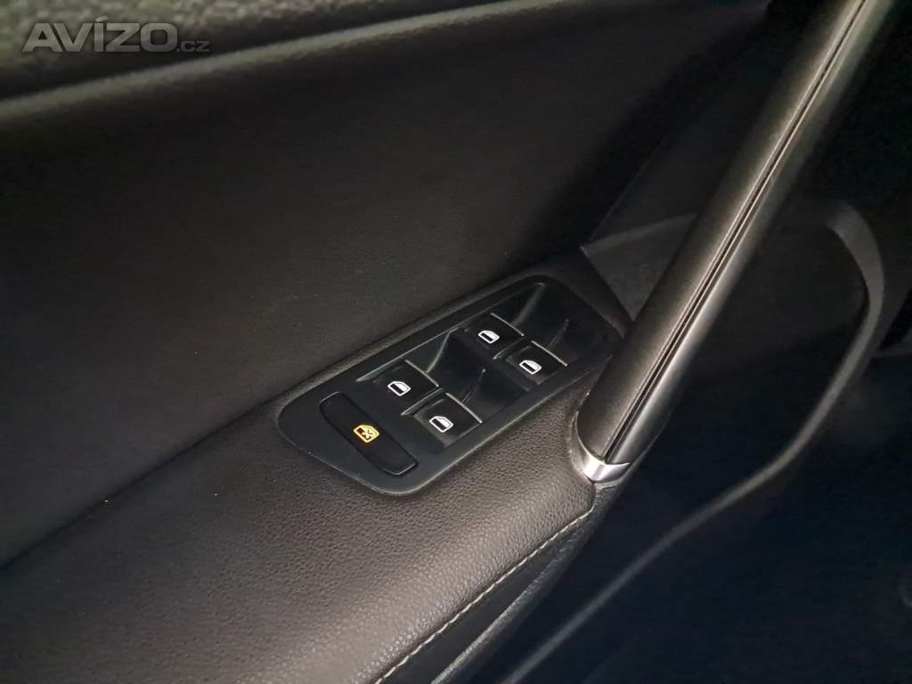 Foto inzerátu VW Golf 1.6 TDI