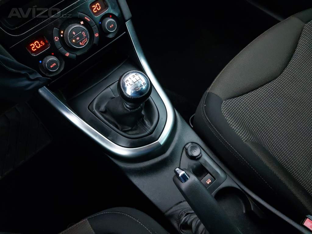 Foto inzerátu Peugeot 308 1.6 e-HDi