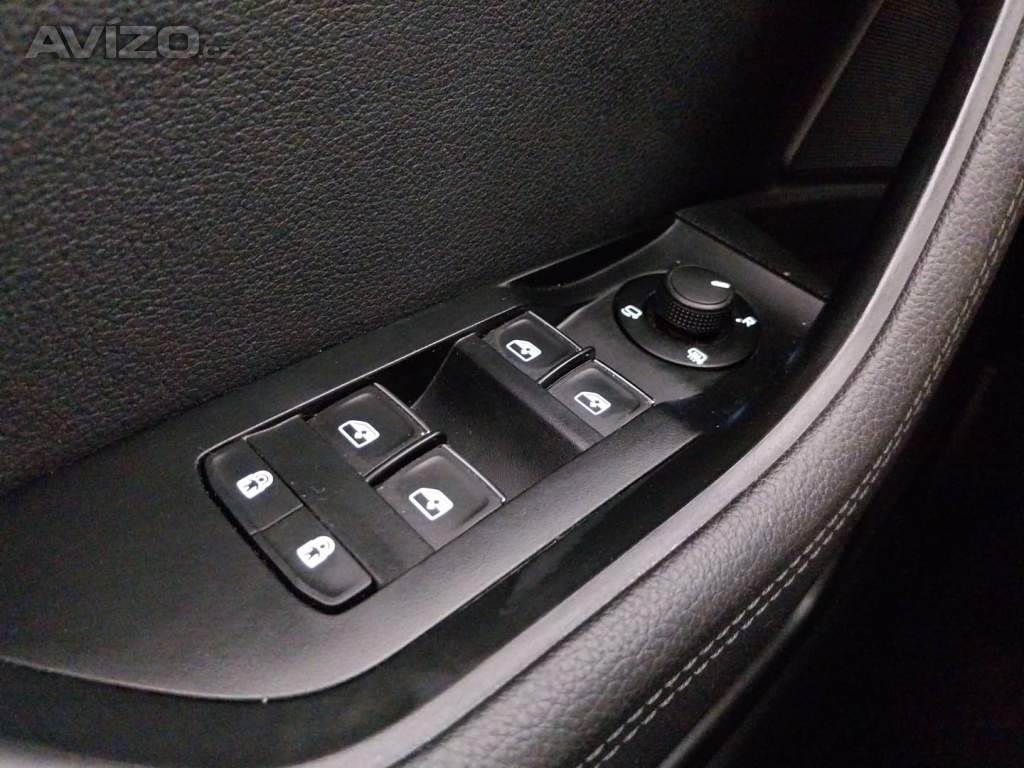 Foto inzerátu Skoda Superb 2.0 TDI
