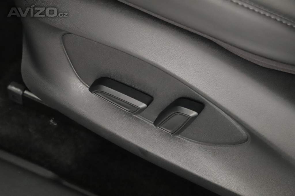 Foto inzerátu MG ZS SUV 1.5 i
