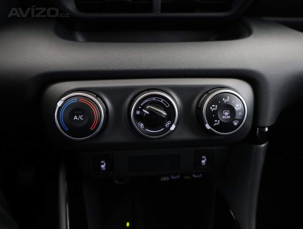Foto inzerátu Toyota Yaris 1.5 VVT-i