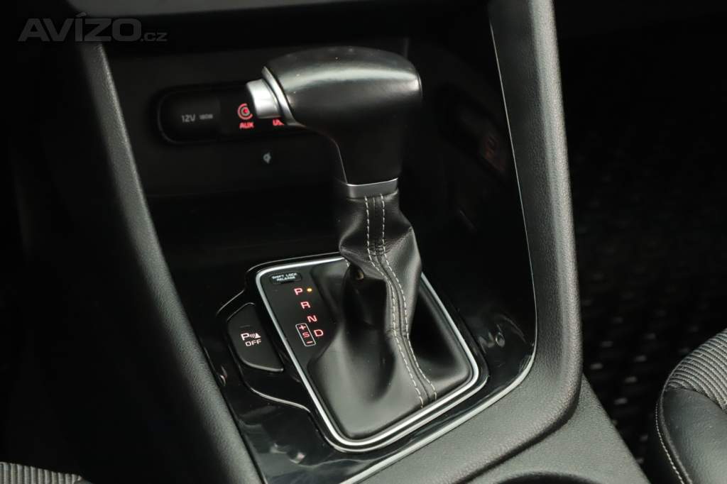 Foto inzerátu Kia Niro Hybrid