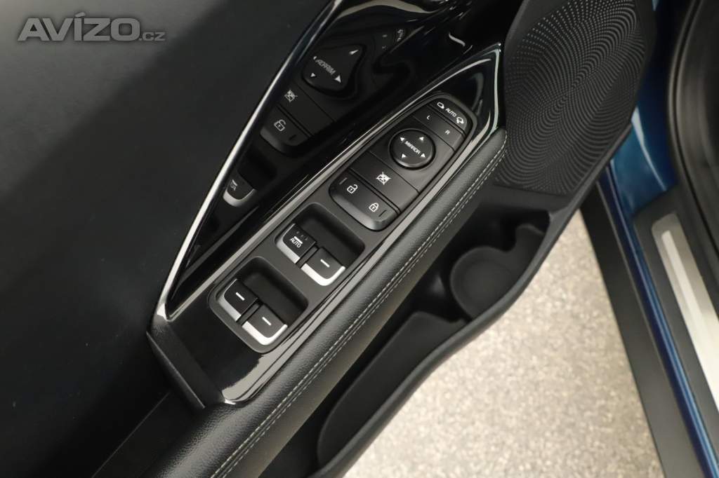 Foto inzerátu Kia Niro Hybrid