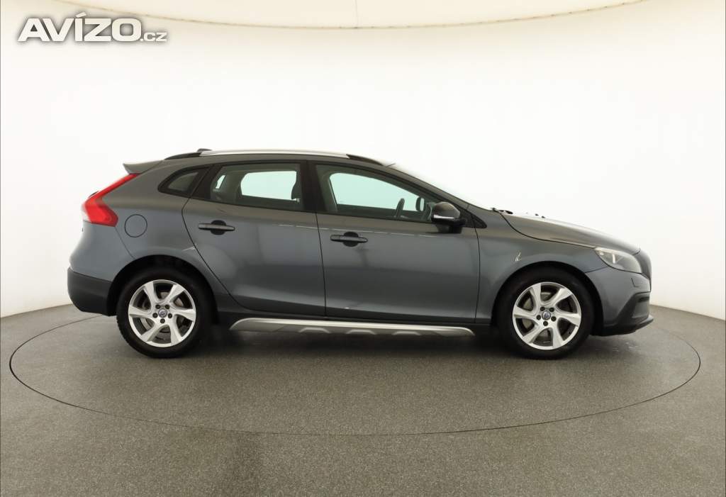 Foto inzerátu Volvo V40 Cross Country 2.0 D3