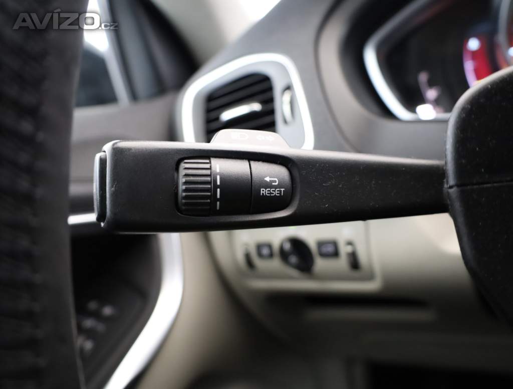 Foto inzerátu Volvo V40 Cross Country 2.0 D3