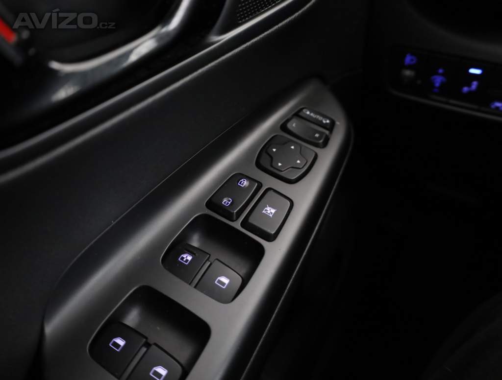 Foto inzerátu Hyundai Kona 1.0 T-GDI