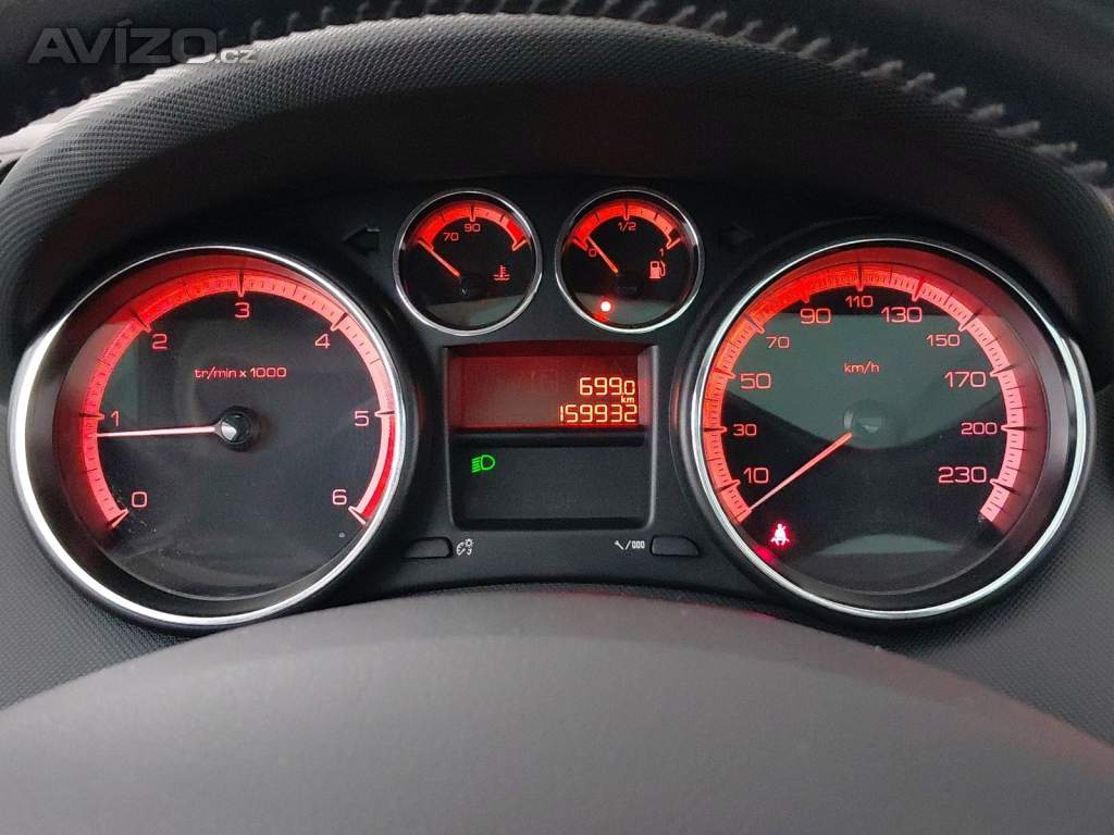 Foto inzerátu Peugeot 308 1.6 HDi