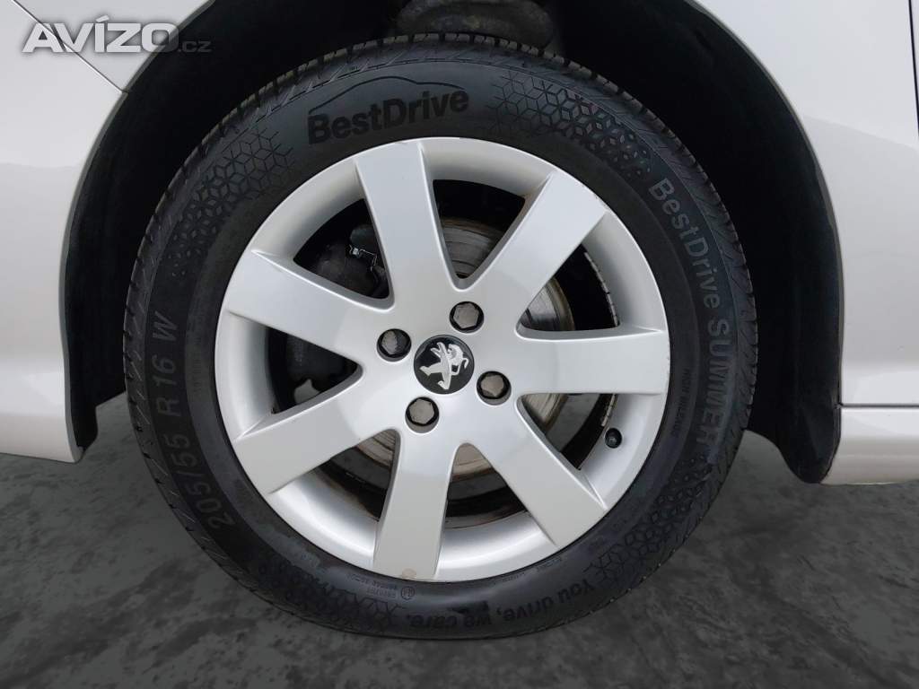 Foto inzerátu Peugeot 308 1.6 HDi