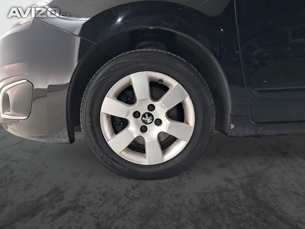 Foto inzerátu Peugeot 5008 1.6 BlueHDi