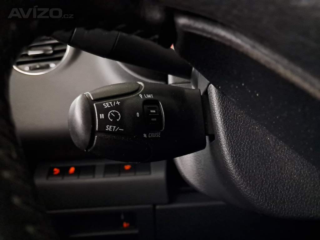 Foto inzerátu Peugeot 5008 1.6 BlueHDi