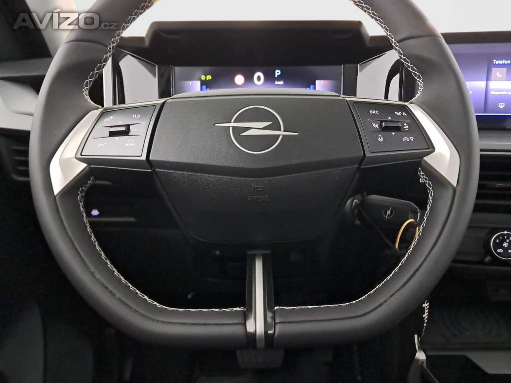 Foto inzerátu Opel Frontera 1.2 hybrid