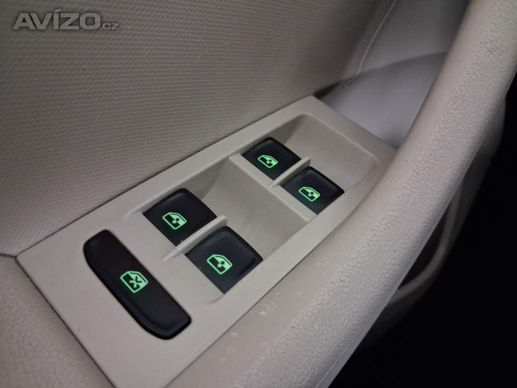Foto inzerátu Skoda Rapid Spaceback 1.4 TSI