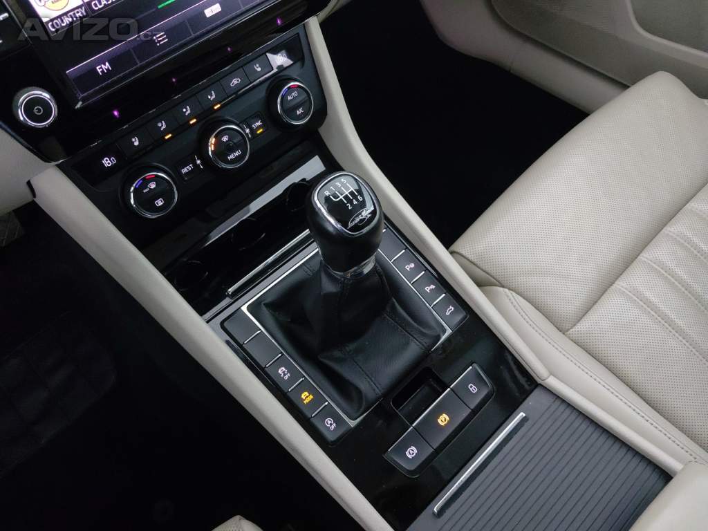 Foto inzerátu Skoda Superb 2.0 TDI